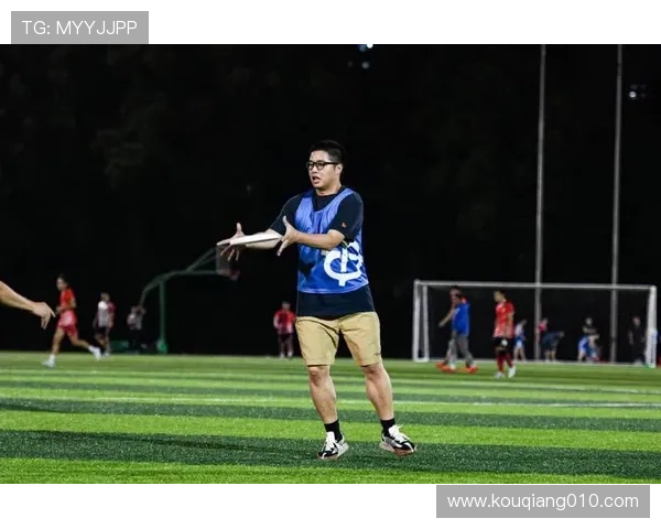 广州飞盘队比赛经验分享与战术分析探讨飞盘运动的未来发展方向 广州飞盘队比赛经验分享与战术分析探讨飞盘运动的未来发展方向