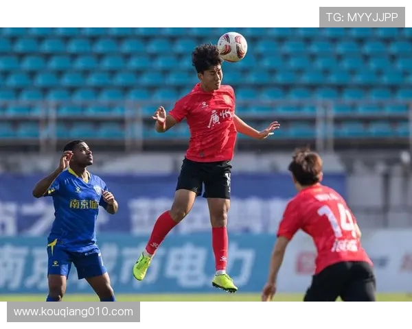 广州足球队控球能力分析与比赛表现的得失之道