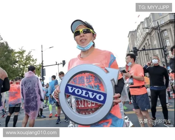 成都滑板队以85分领跑城市马拉松积分榜展现强劲实力 成都滑板队以85分领跑城市马拉松积分榜展现强劲实力